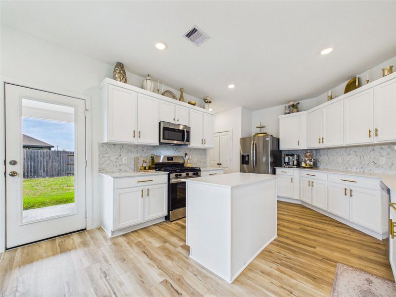 Furnished interior view inside a new home in Sterling Point at Baytown Crossings: Wildflower II Collection, Baytown (Image 10). Furnished interior view inside a new home in Sterling Point at Baytown Crossings: Wildflower II Collection, Baytown (Image 10).