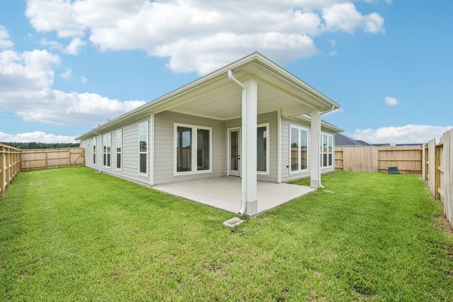 Representative exterior details of a home built from the Hollis by Risewell Homes in Winfrey Estates, Tomball (Image 13). Representative exterior details of a home built from the Hollis by Risewell Homes in Winfrey Estates, Tomball (Image 13).
