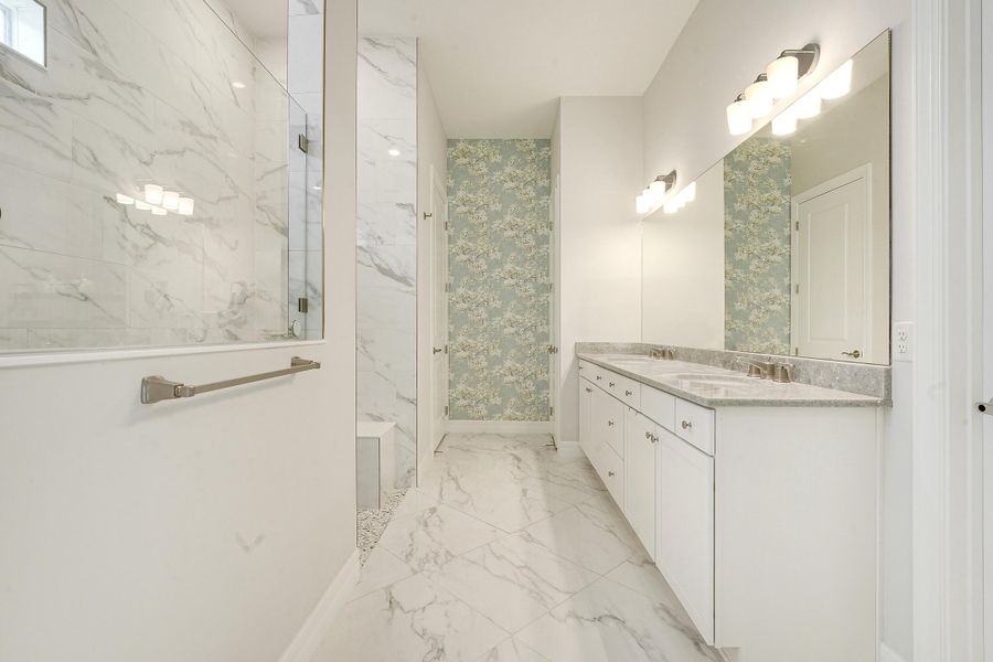 SPA LIKE PRIMARY BATH