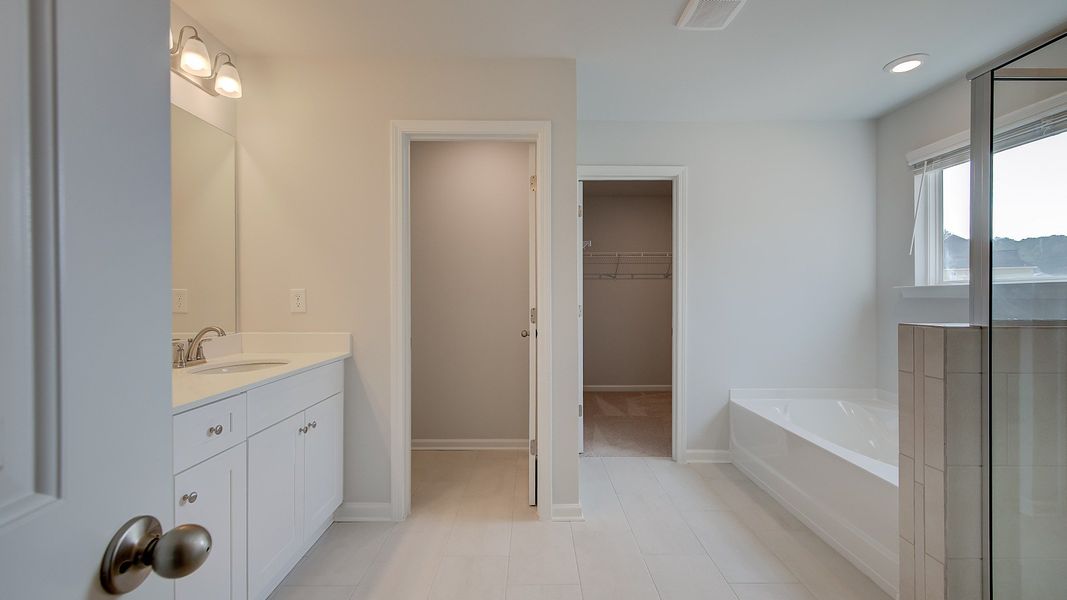 Furnished interior view inside a new home in Hamilton Lakes, Loganville (Image 28). Furnished interior view inside a new home in Hamilton Lakes, Loganville (Image 28).