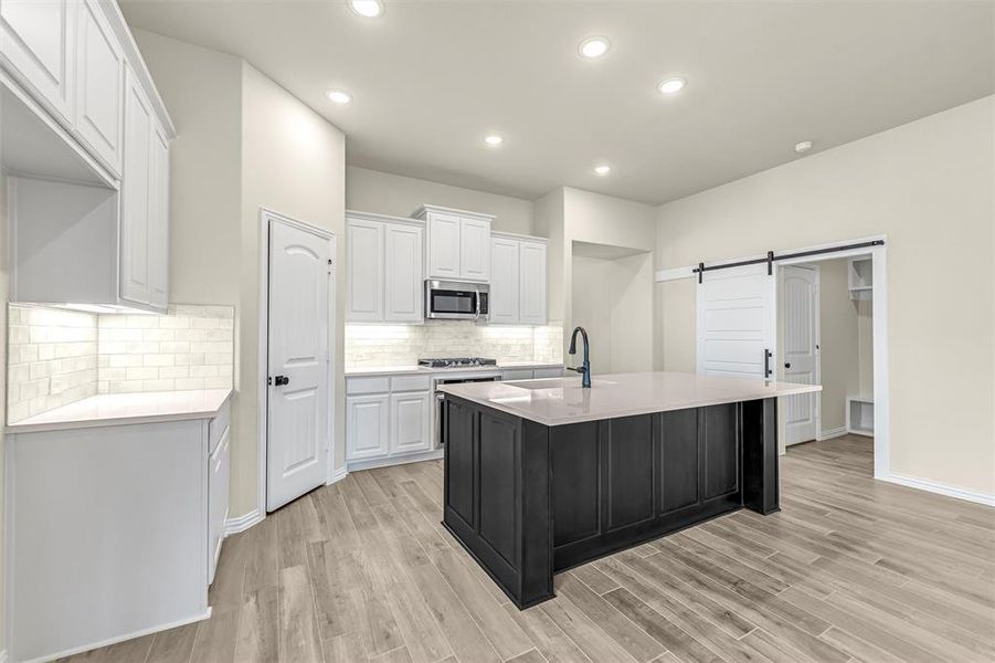 Furnished interior view inside a new home in Morningstar, Aledo (Image 3).
