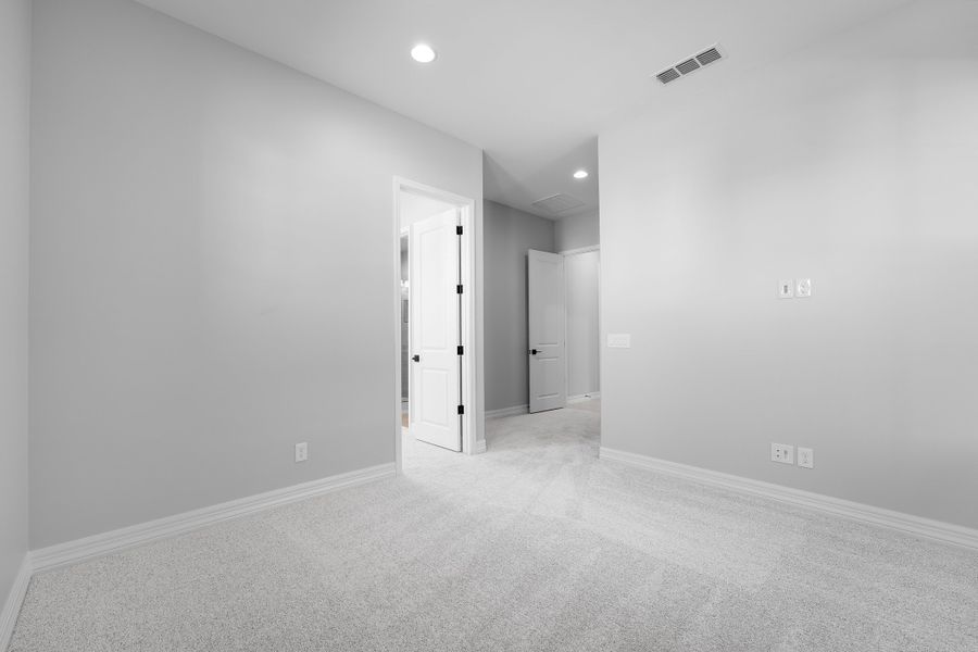 Spacious, unfurnished interior of a new home in Ellsworth Ranch Capstone Collection, Queen Creek (Image 41). Spacious, unfurnished interior of a new home in Ellsworth Ranch Capstone Collection, Queen Creek (Image 41).