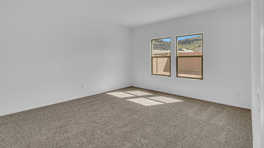 Spacious, unfurnished interior of a new home in Barnett Village, Marana (Image 22).