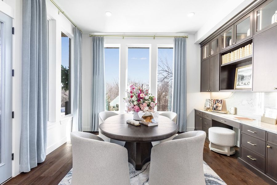 Breakfast Nook