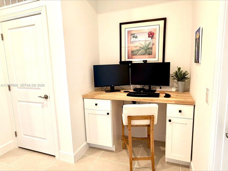Furnished interior view inside a new home in , Punta Gorda (Image 19).