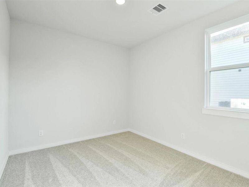 Spacious, unfurnished interior of a new home in Liberty Estates, Cleveland (Image 26).