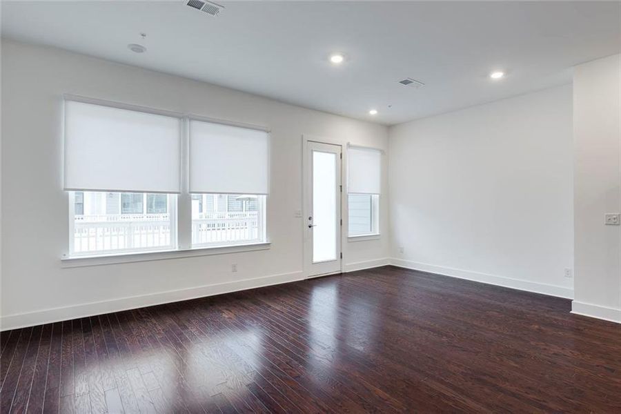 Spacious, unfurnished interior of a new home in Ashbury, Roswell (Image 44).