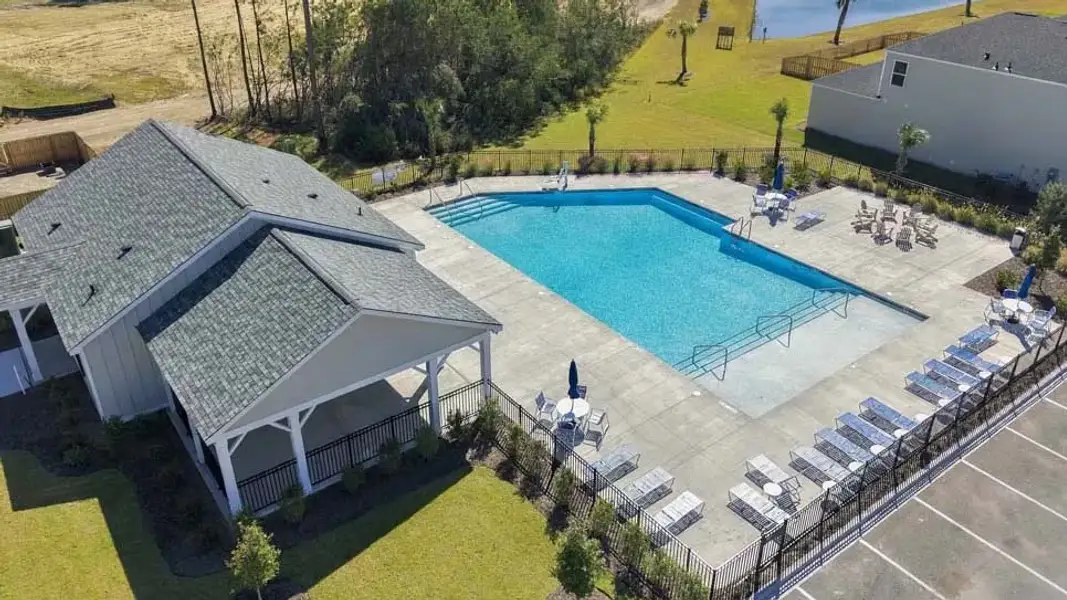 Community amenities in The Lakes at North Glynn, Brunswick (Image 25).