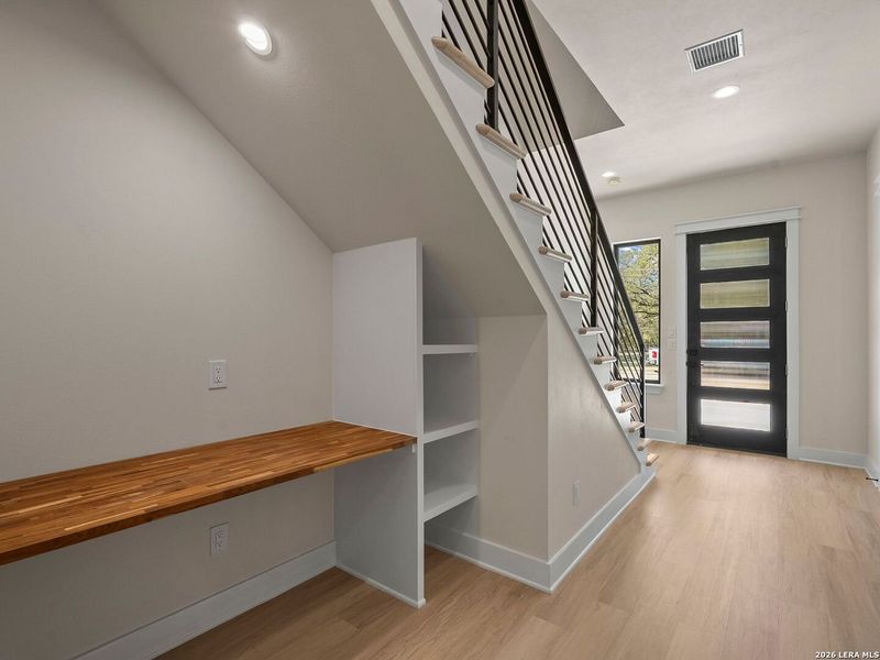 Spacious, unfurnished interior of a new home in , Austin (Image 18).