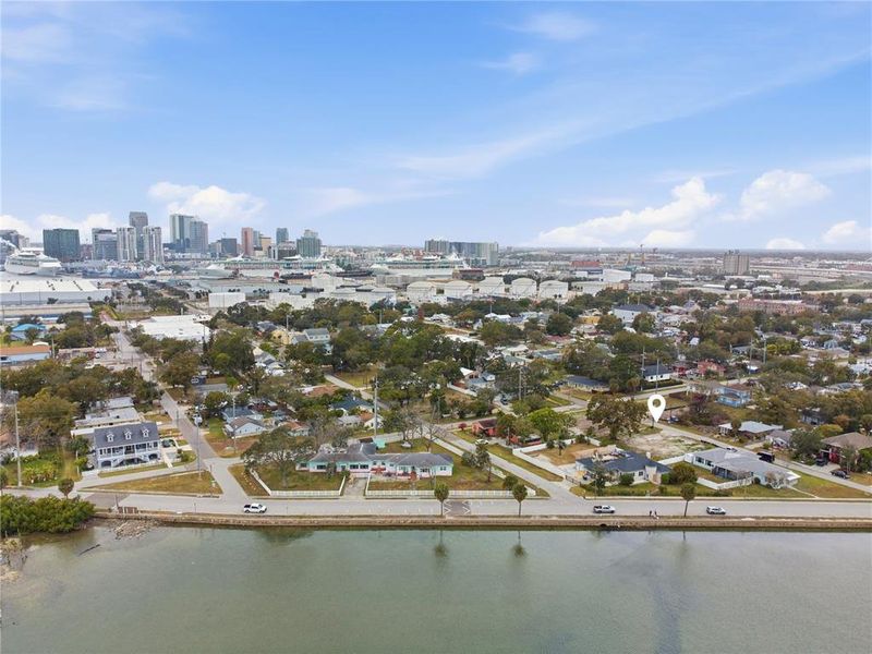 Image 10 of a home in .