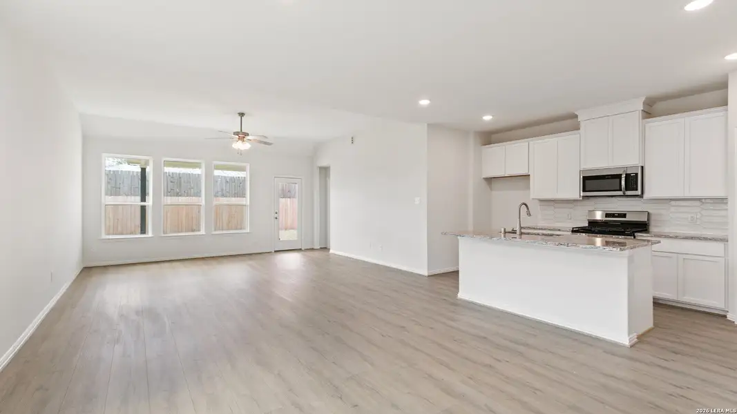 Spacious, unfurnished interior of a new home in Prominence, San Antonio (Image 13). Spacious, unfurnished interior of a new home in Prominence, San Antonio (Image 13).