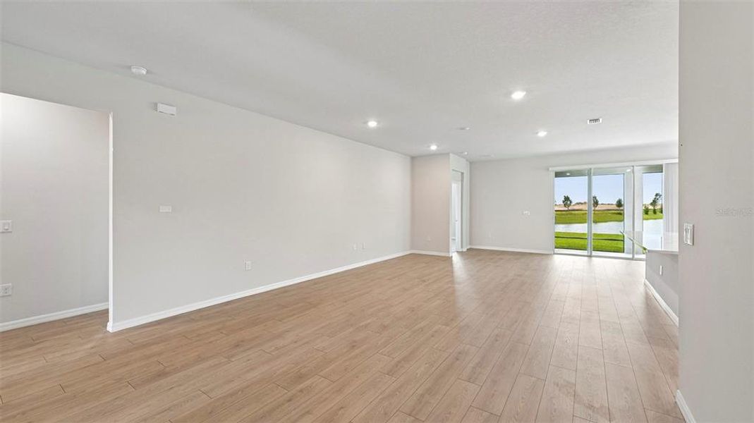 Spacious, unfurnished interior of a new home in Legacy Preserve, Parrish (Image 13). Spacious, unfurnished interior of a new home in Legacy Preserve, Parrish (Image 13).