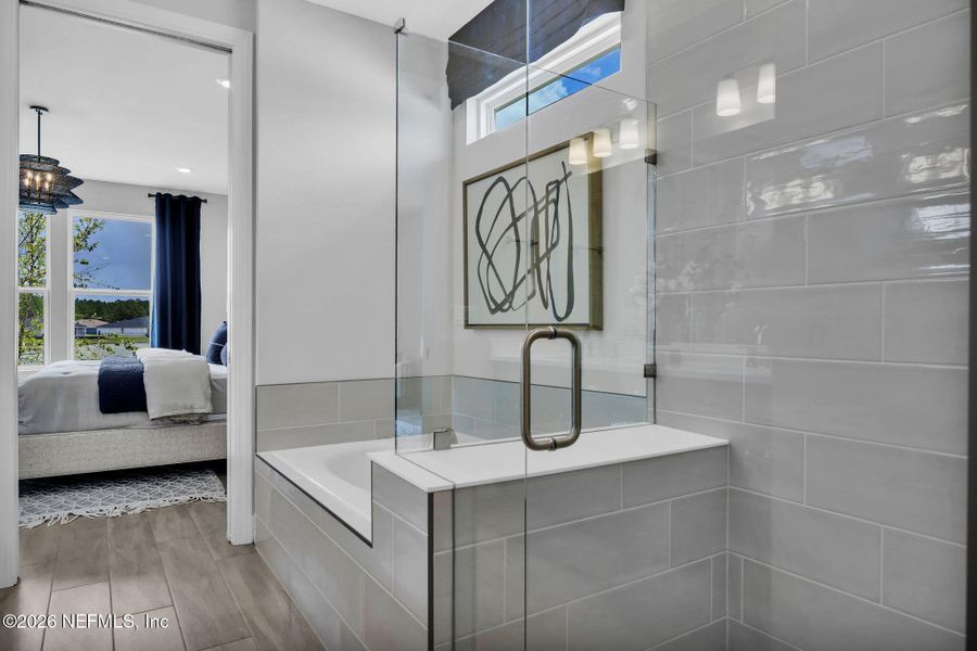 Furnished interior view inside a new home in Double Branch, Middleburg (Image 15).