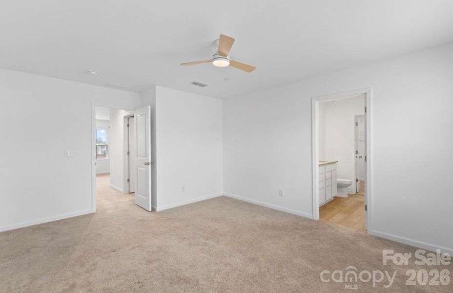 Spacious, unfurnished interior of a new home in Spring Meadow, Concord (Image 29).