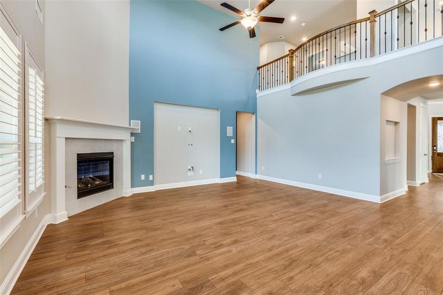 Spacious, unfurnished interior of a new home in , Mansfield (Image 18).