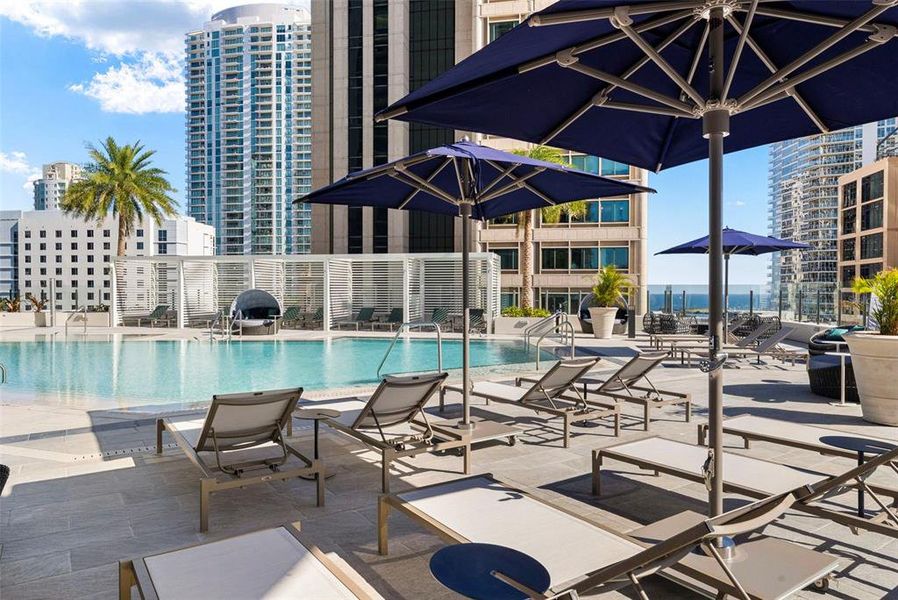 Community amenities in , St. Petersburg (Image 35). Community amenities in , St. Petersburg (Image 35).