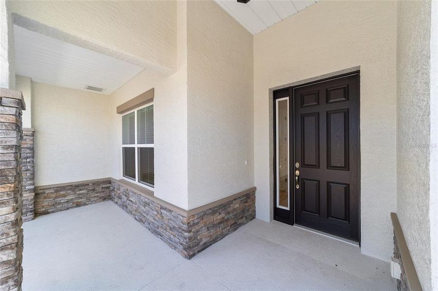 Exterior details and patio area of a home in , Ocala (Image 3). Exterior details and patio area of a home in , Ocala (Image 3).