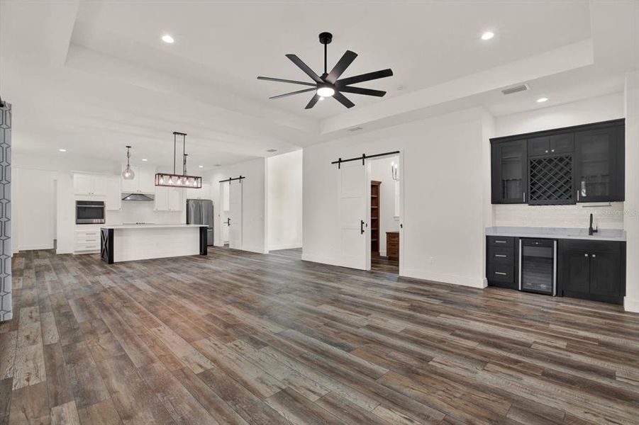 Spacious, unfurnished interior of a new home in , Dade City (Image 43). Spacious, unfurnished interior of a new home in , Dade City (Image 43).