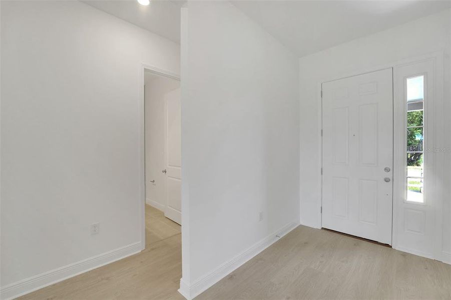 Spacious, unfurnished interior of a new home in Avalon Woods, Winter Garden (Image 39). Spacious, unfurnished interior of a new home in Avalon Woods, Winter Garden (Image 39).
