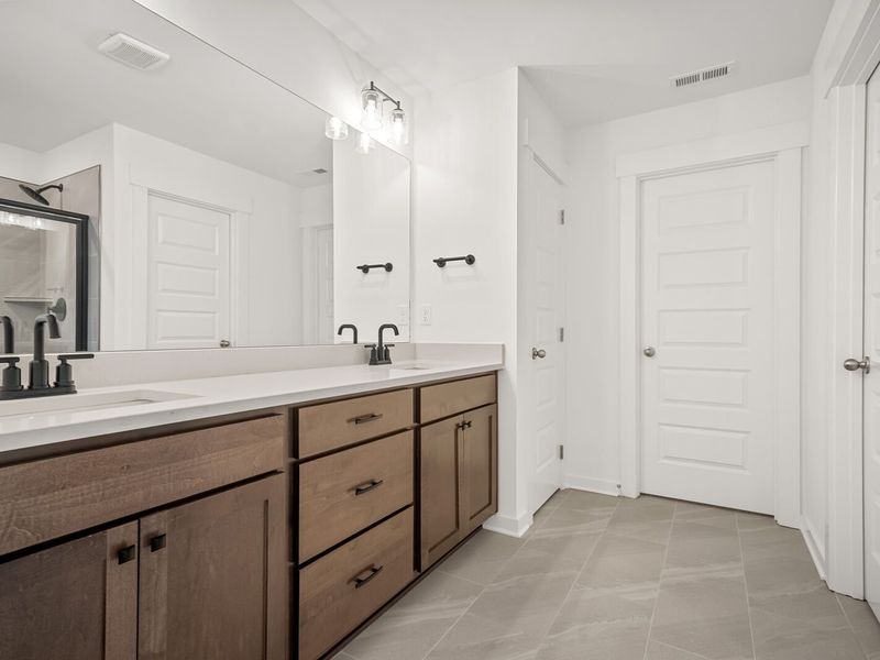 Furnished interior view inside a new home in Woods Crossing, Gallatin (Image 14).