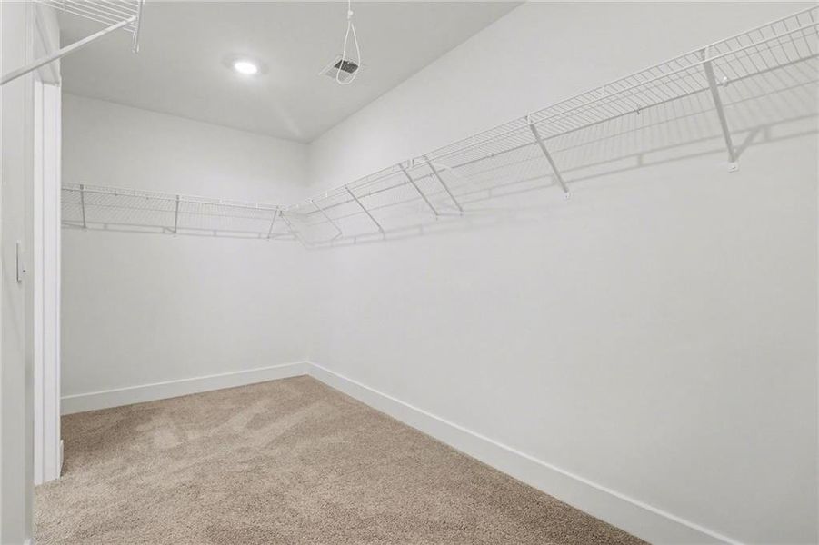Spacious, unfurnished interior of a new home in Thunder Ridge, Dawsonville (Image 20).