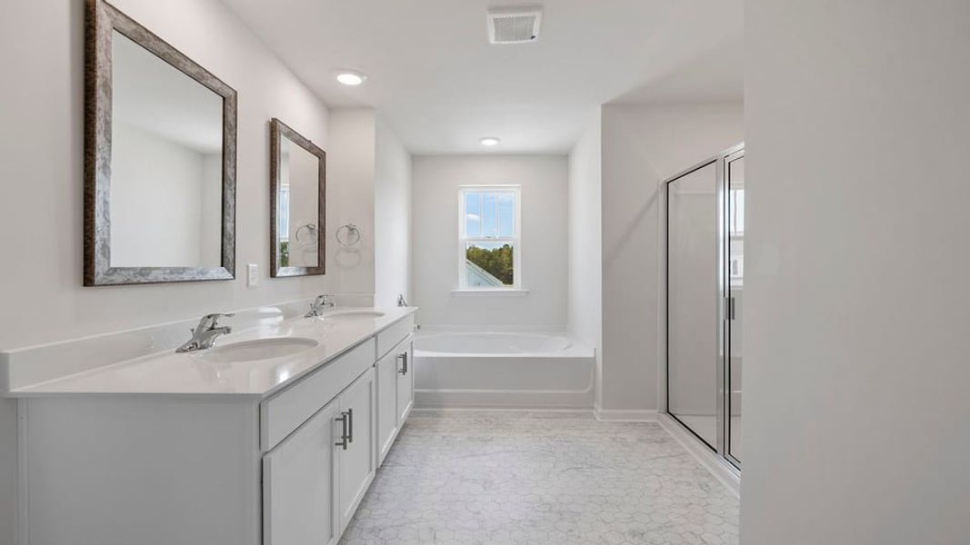 Furnished interior view inside a new home in Hunters Ridge, Woodruff (Image 13).