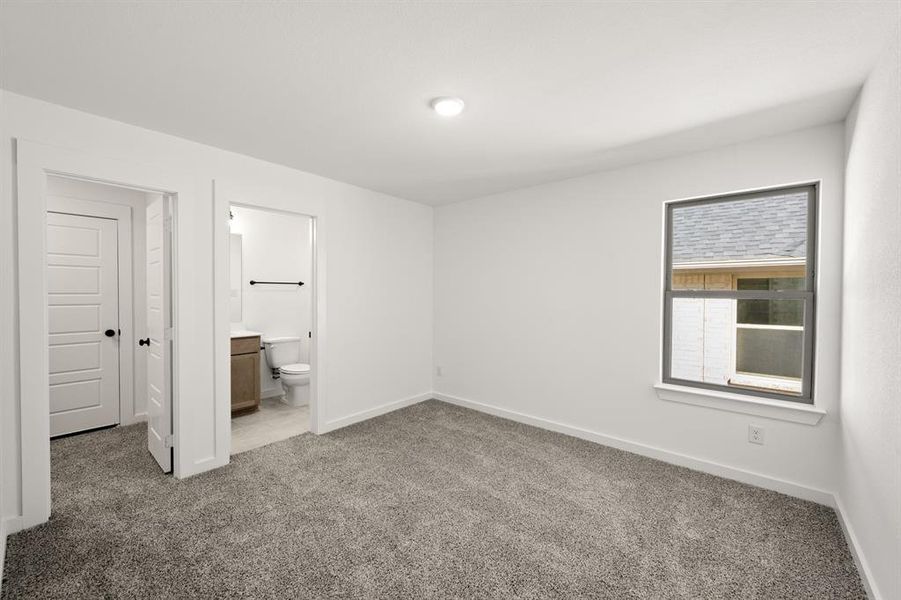 21_8821 Acorn- Bedroom-1