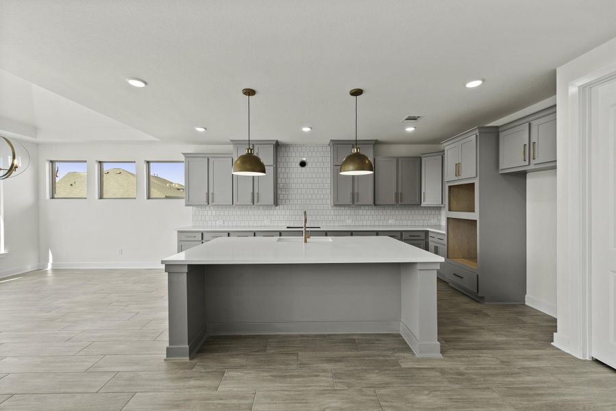 Representative image. Features, specifications, selections and colors may vary.