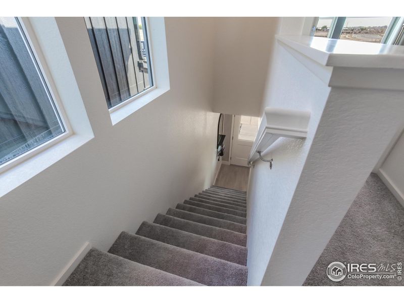 EXAMPLE PHOTO: STAIRWAY EXAMPLE PHOTO: STAIRWAY