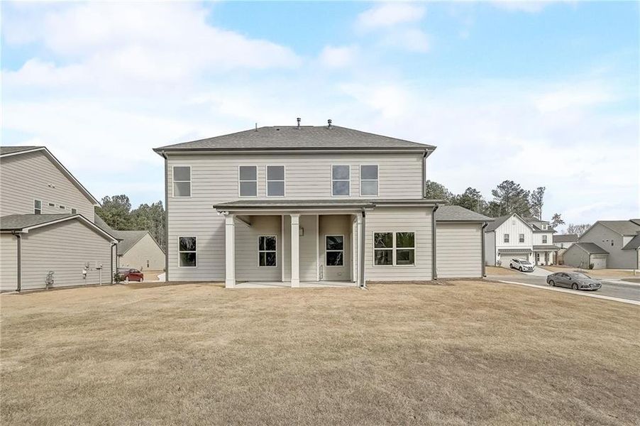 Exterior details and patio area of a home in Summerlin, Winder (Image 26).