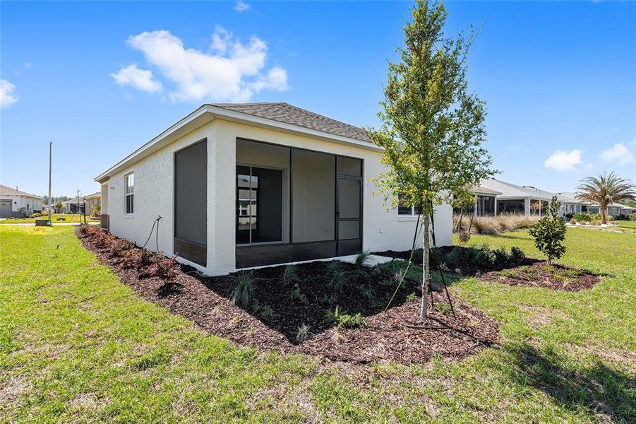 Exterior details and patio area of a home in , Ocala (Image 31).