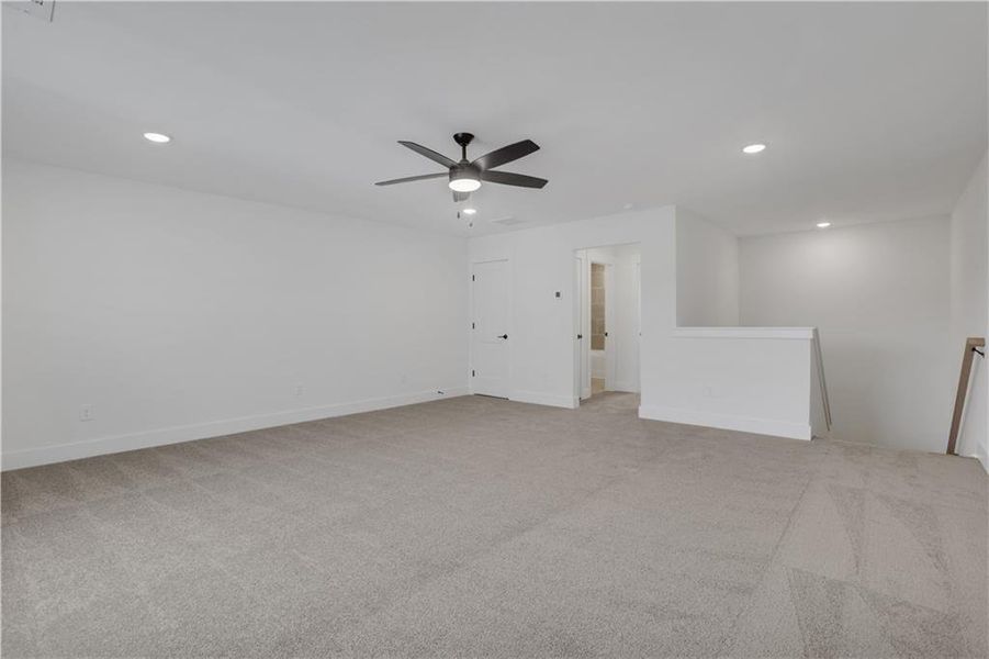 Spacious, unfurnished interior of a new home in Twin Lakes, Hoschton (Image 30). Spacious, unfurnished interior of a new home in Twin Lakes, Hoschton (Image 30).