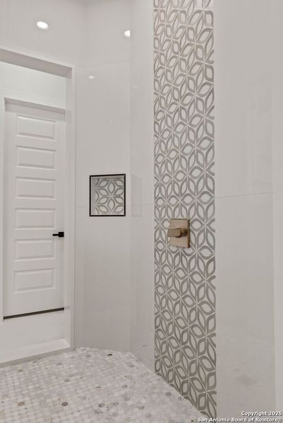 Furnished interior view inside a new home in , Canyon Lake (Image 6). Furnished interior view inside a new home in , Canyon Lake (Image 6).