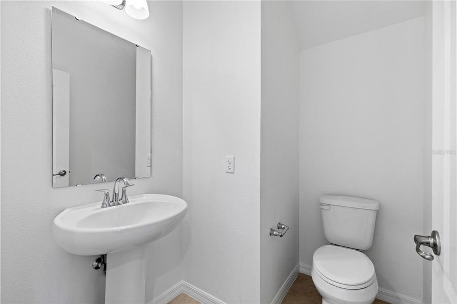 Furnished interior view inside a new home in Avalon Woods, Newberry (Image 9).