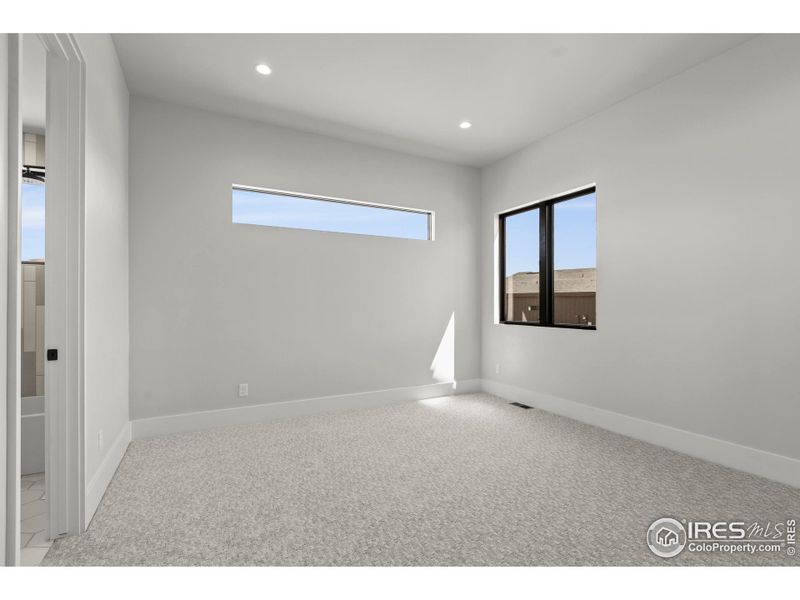 Spacious, unfurnished interior of a new home in , Berthoud (Image 20).