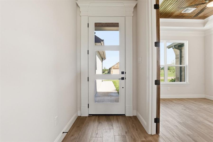 Spacious, unfurnished interior of a new home in , Glen Rose (Image 30). Spacious, unfurnished interior of a new home in , Glen Rose (Image 30).