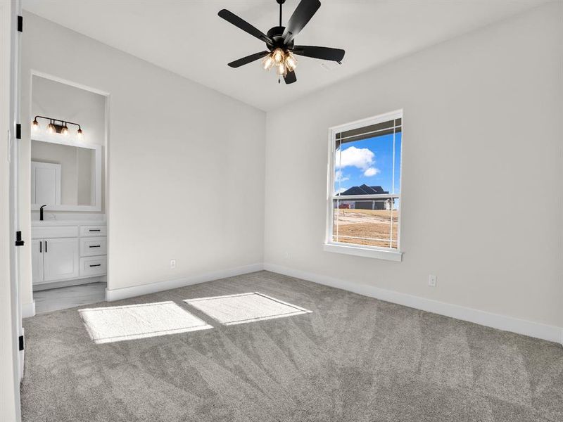 Spacious, unfurnished interior of a new home in , Weatherford (Image 34). Spacious, unfurnished interior of a new home in , Weatherford (Image 34).