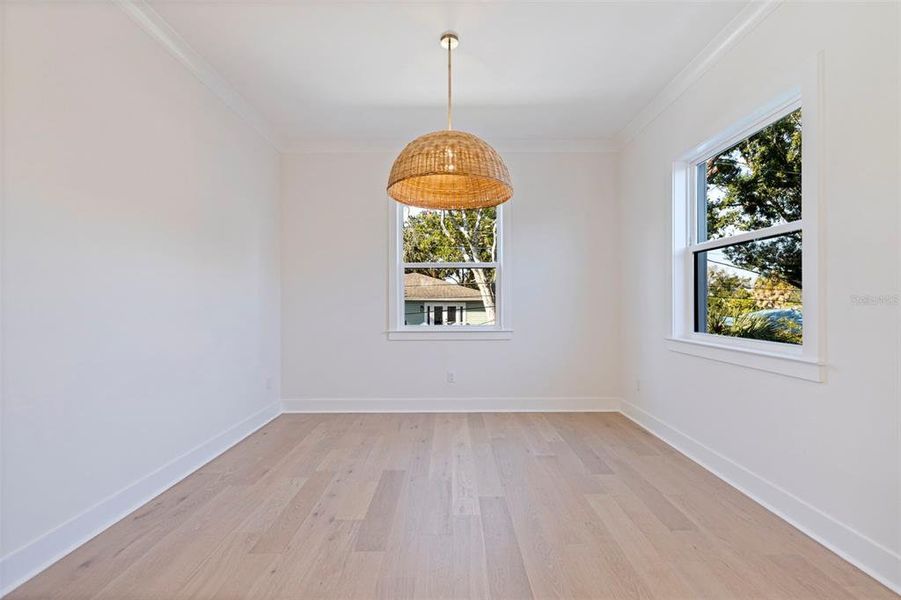 Spacious, unfurnished interior of a new home in , St. Petersburg (Image 17).