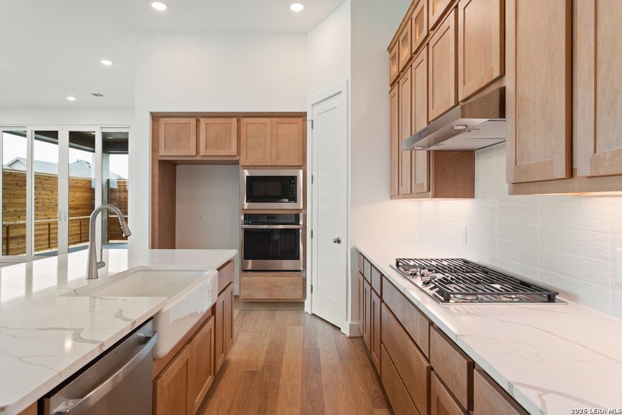Furnished interior view inside a new home in Homestead, Schertz (Image 9).