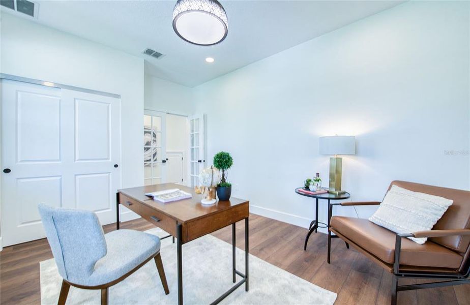 Furnished interior view inside a new home in , Palm Harbor (Image 41).