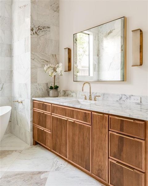 Furnished interior view inside a new home in , Dallas (Image 11).