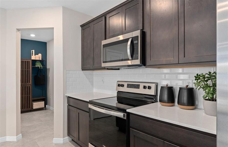 Furnished interior view inside a new home in Silverleaf Oaks, Winter Garden (Image 4).