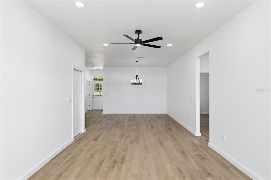 Spacious, unfurnished interior of a new home in , Dade City (Image 16).