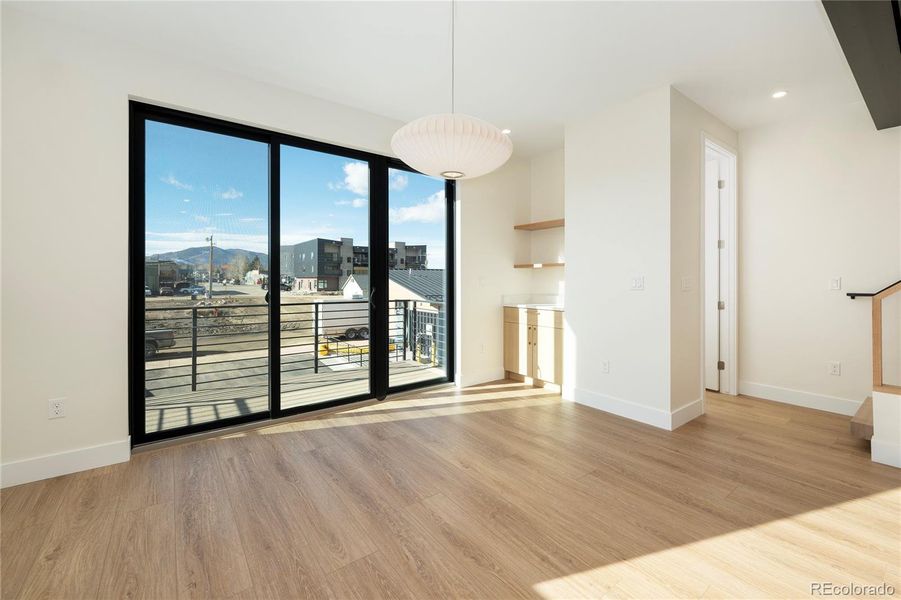 Spacious, unfurnished interior of a new home in , Fraser (Image 27).