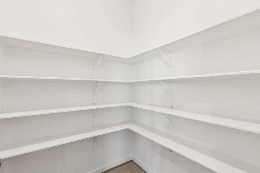 Spacious, unfurnished interior of a new home in Montgomery Bend, Montgomery (Image 30).