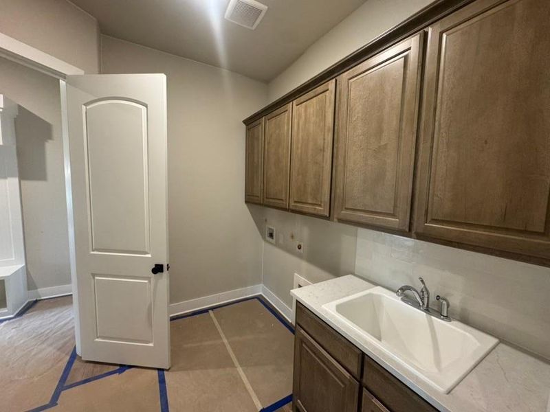 Image 24 of a home in Creekview Addition.