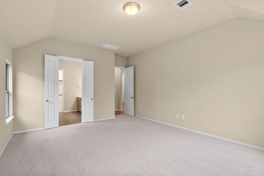 Spacious, unfurnished interior of a new home in Pomona 50' & 55', Manvel (Image 18).