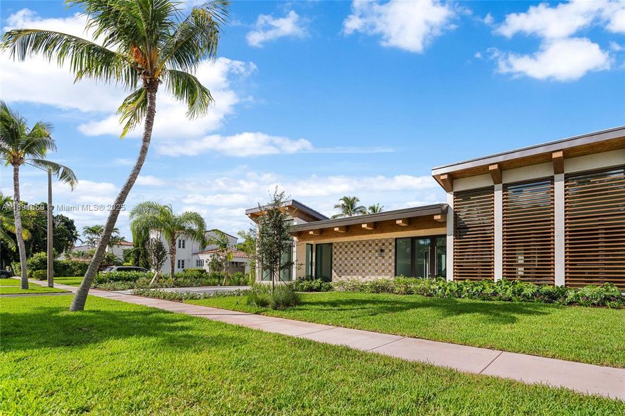 Image 42 of a home in .