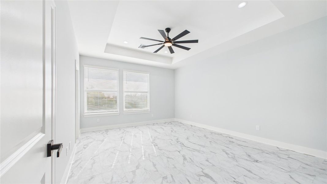 Spacious, unfurnished interior of a new home in , Houston (Image 23).