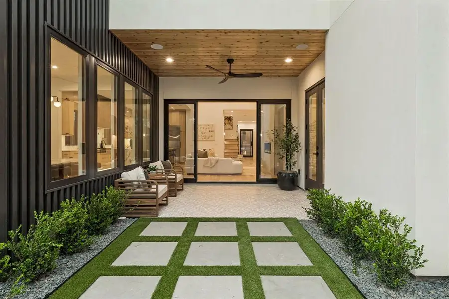 Exterior details and patio area of a home in , Dallas (Image 28).